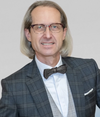 Andrzej G