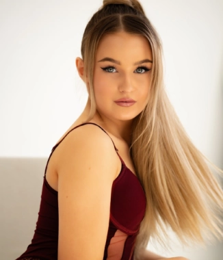 Angelika W