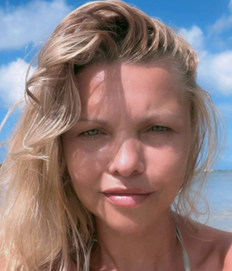Anna J