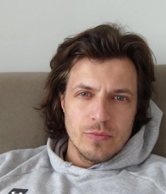 Dominik M
