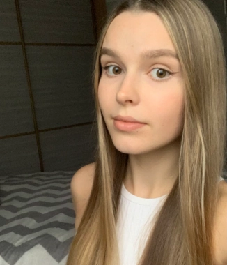 Julia G