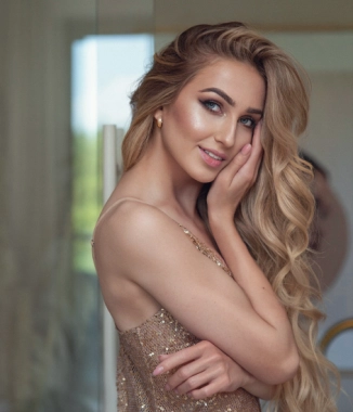 Klaudia U