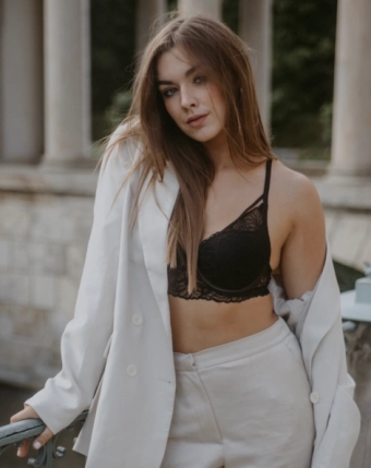 Kornelia M