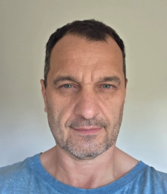 Robert L